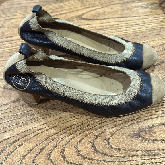 CHANEL LEATHER BALLERINA HEELS BLACK AND BROWN SIZE 37 ITALY - Picture 3 of 8